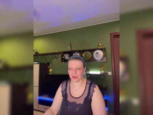 Veronika_Gold webcam