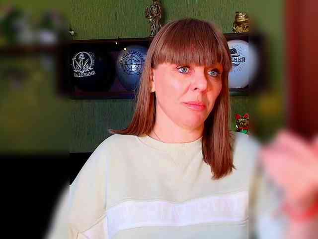 Veronika_Gold webcam