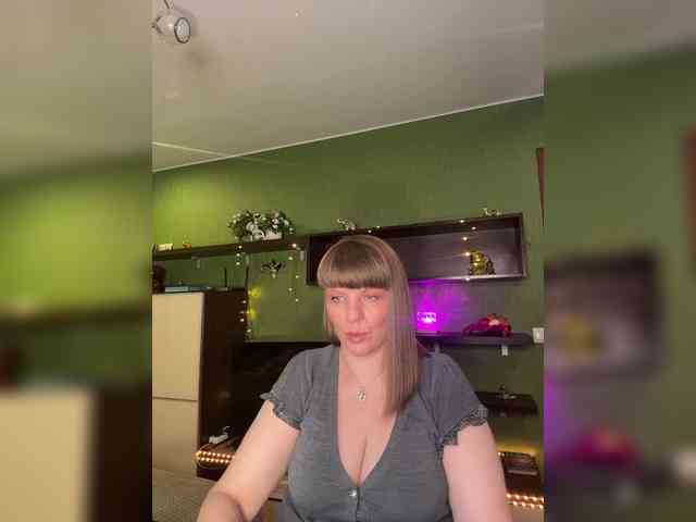 Veronika_Gold webcam