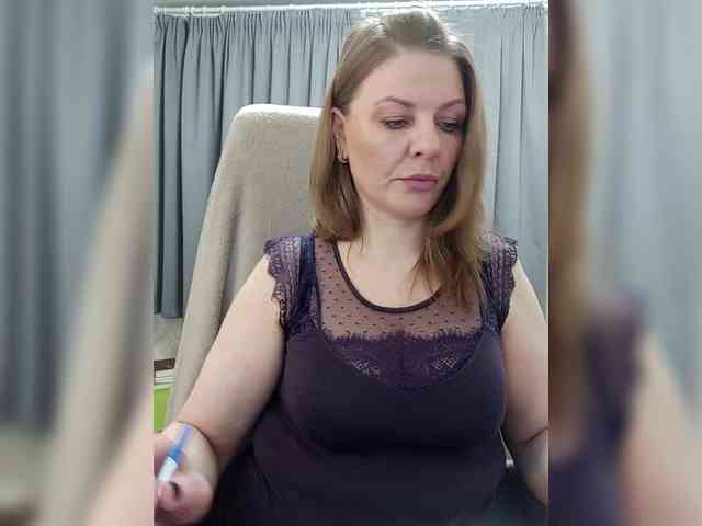 Veronika_Gold webcam