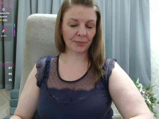 Veronika_Gold webcam