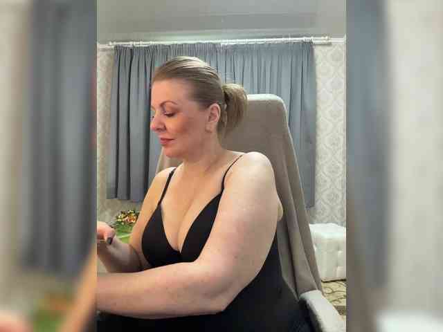 Veronika_Gold webcam