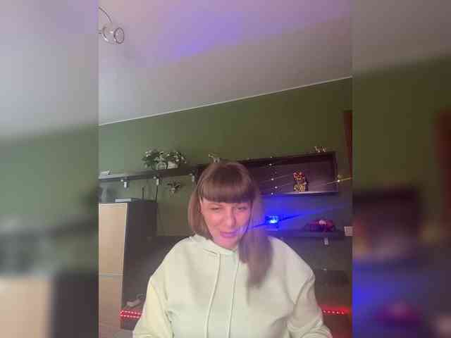 Veronika_Gold webcam