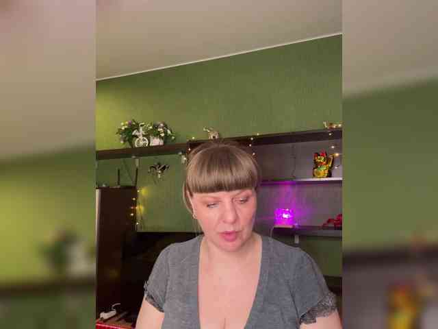 Veronika_Gold webcam