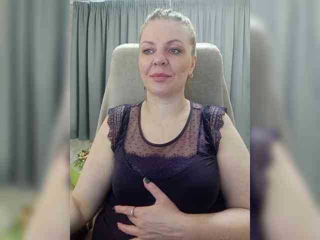 Veronika_Gold webcam