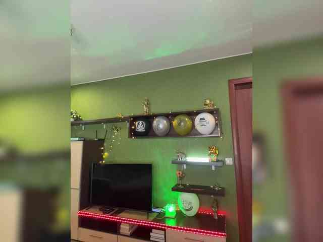 Veronika_Gold webcam