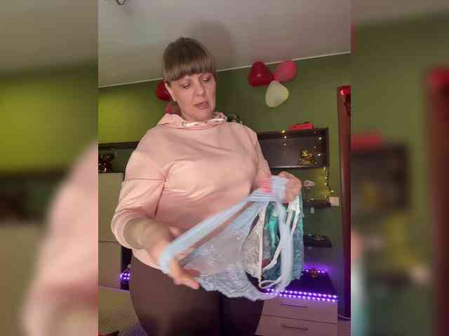 Veronika_Gold webcam