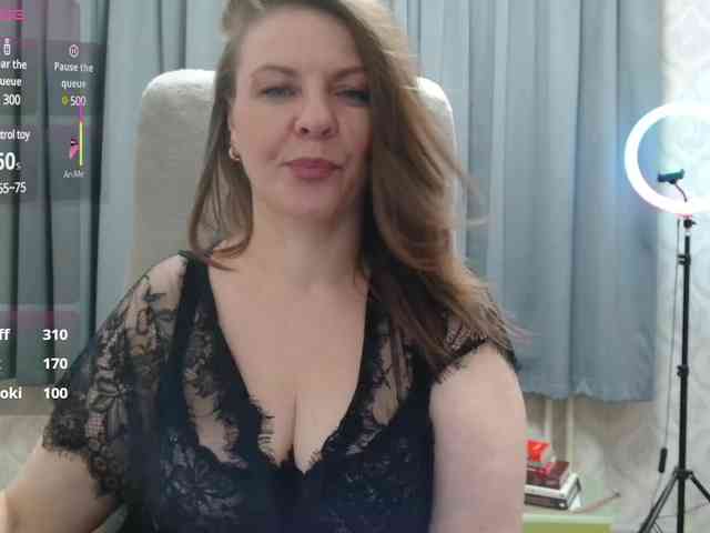 Veronika_Gold webcam