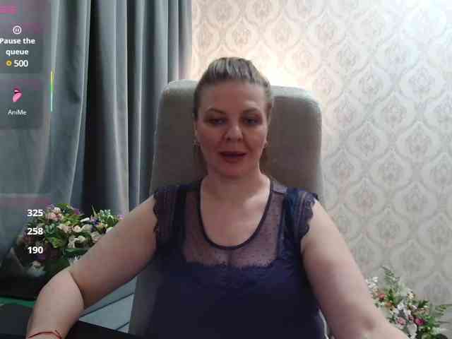 Veronika_Gold webcam