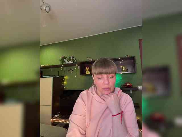 Veronika_Gold webcam