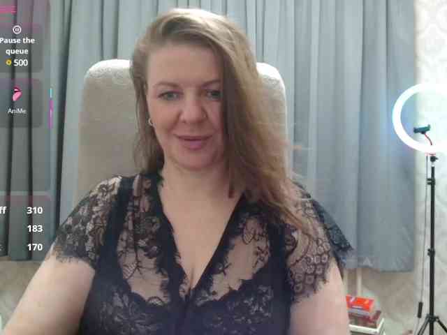 Veronika_Gold webcam