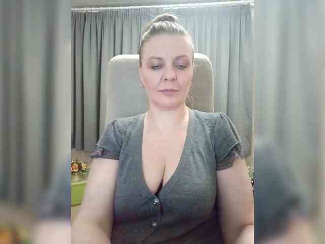 Veronika_Gold webcam