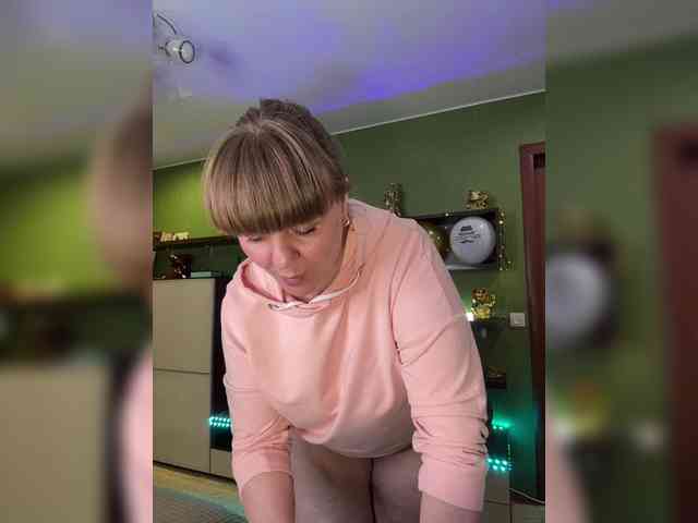 Veronika_Gold webcam