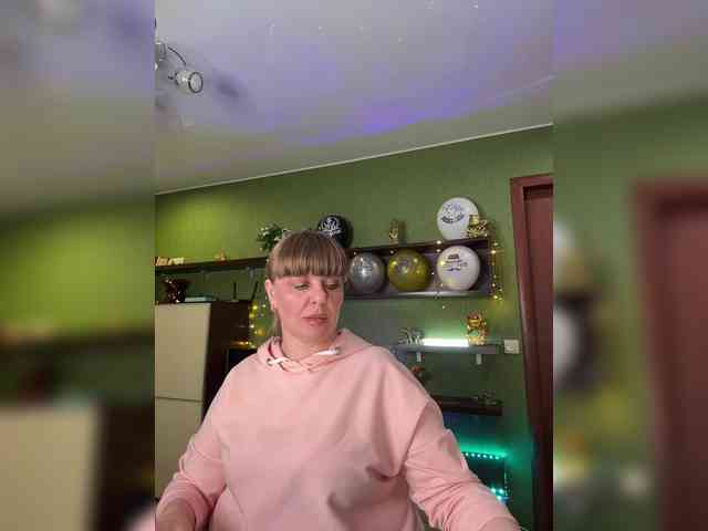 Veronika_Gold webcam