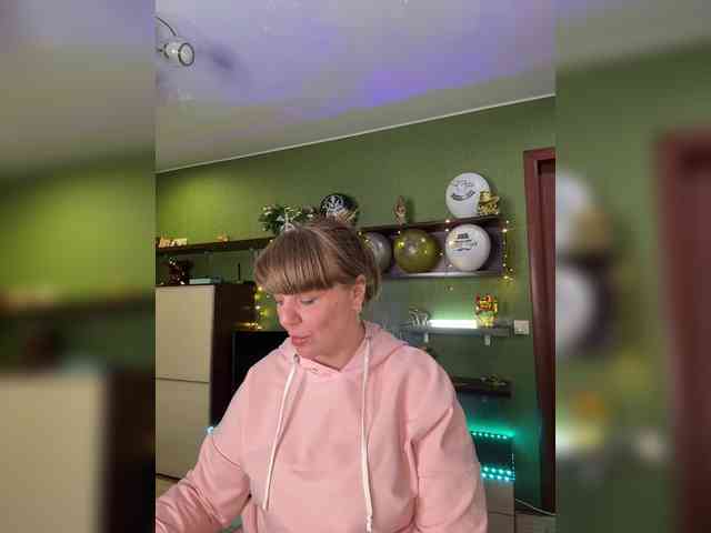 Veronika_Gold webcam