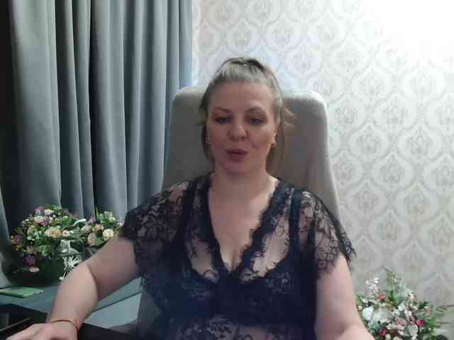 Veronika_Gold webcam