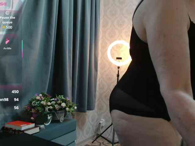 Veronika_Gold webcam