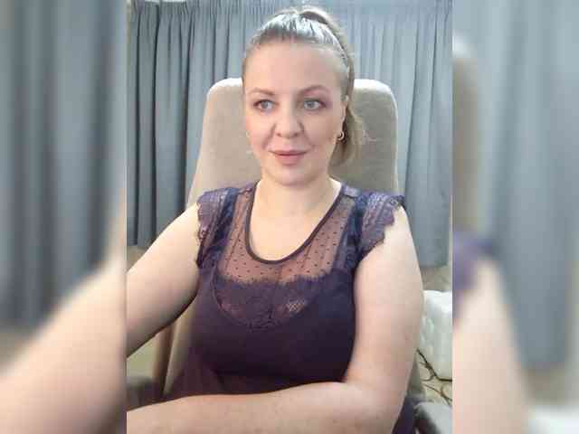 Veronika_Gold webcam