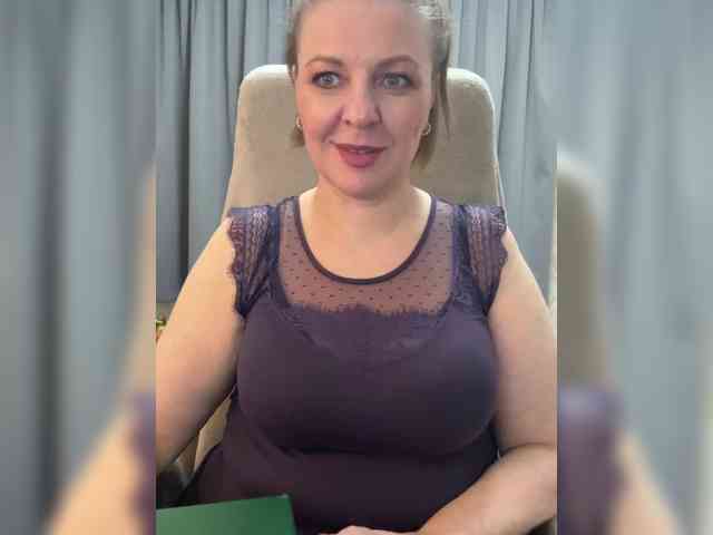 Veronika_Gold webcam