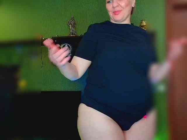 Veronika_Gold webcam