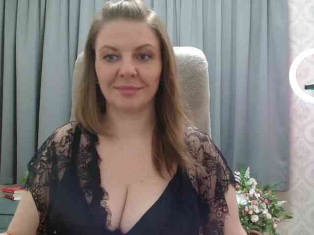 Veronika_Gold webcam
