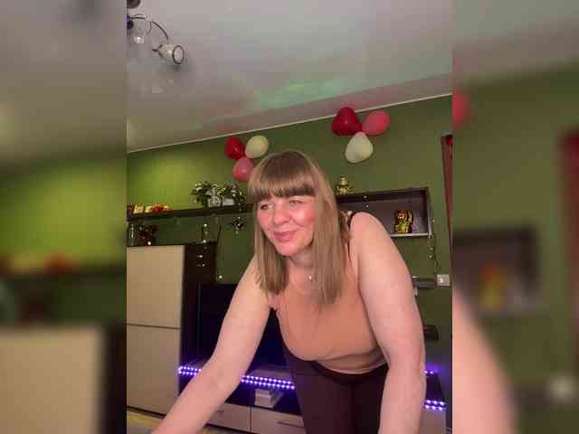 Veronika_Gold webcam