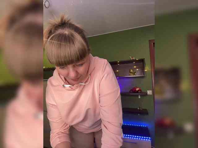 Veronika_Gold webcam
