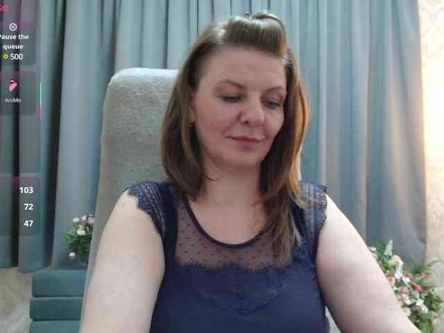Veronika_Gold webcam