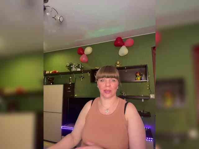 Veronika_Gold webcam