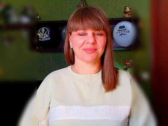 Veronika_Gold webcam