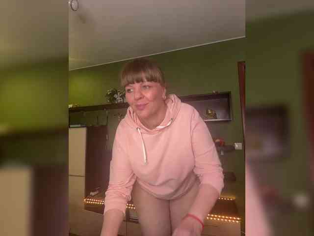 Veronika_Gold webcam