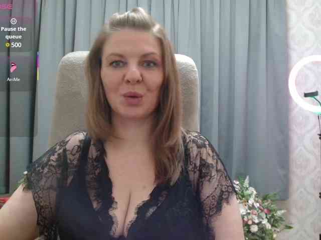 Veronika_Gold webcam