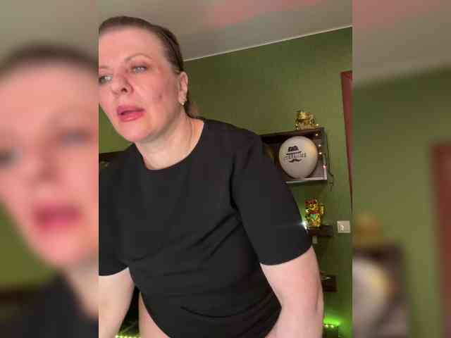 Veronika_Gold webcam