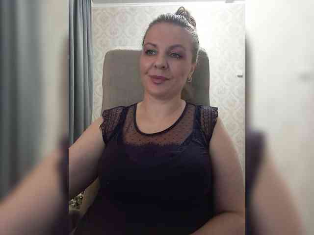 Veronika_Gold webcam