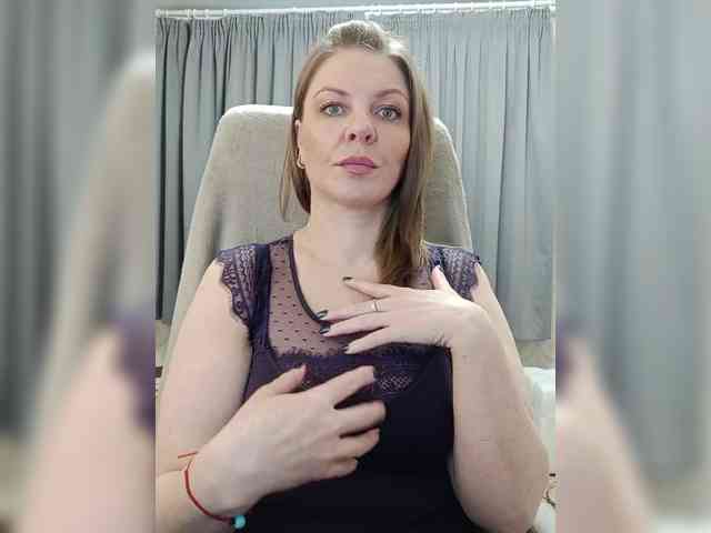 Veronika_Gold webcam