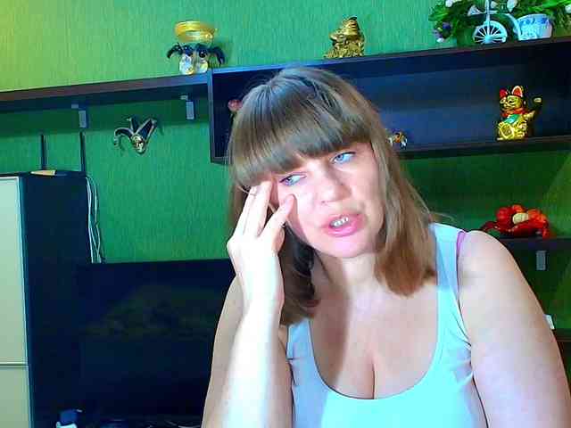 Veronika_Gold webcam