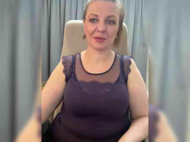 Veronika_Gold webcam
