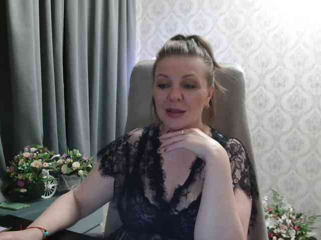 Veronika_Gold webcam
