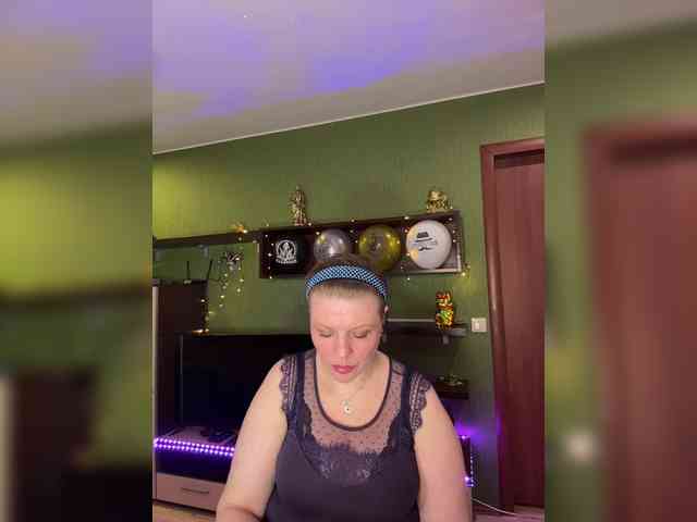 Veronika_Gold webcam