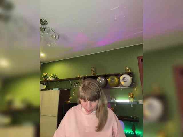 Veronika_Gold webcam