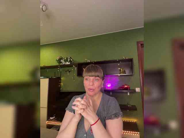 Veronika_Gold webcam