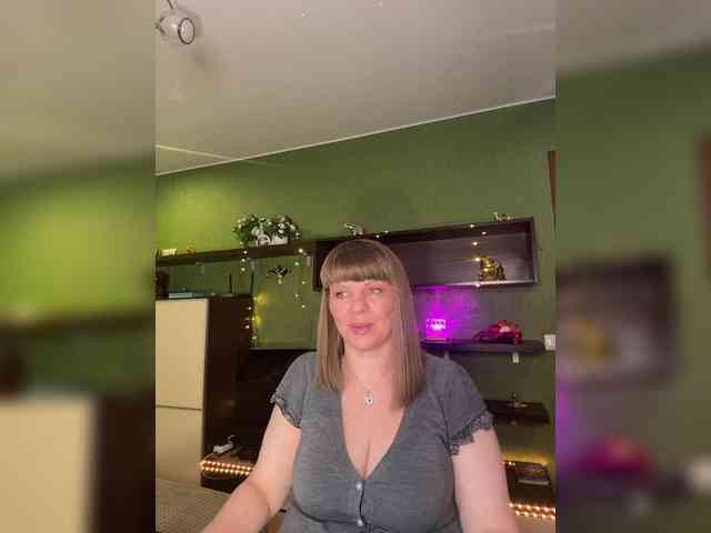 Veronika_Gold webcam