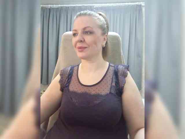 Veronika_Gold webcam