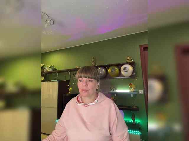 Veronika_Gold webcam