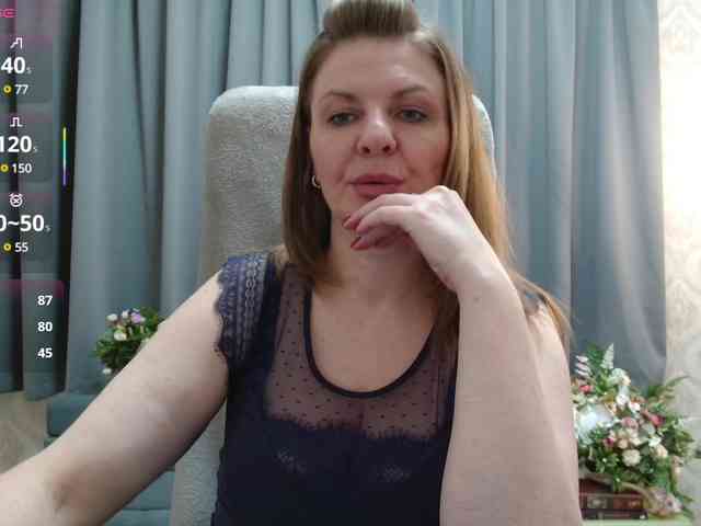 Veronika_Gold webcam
