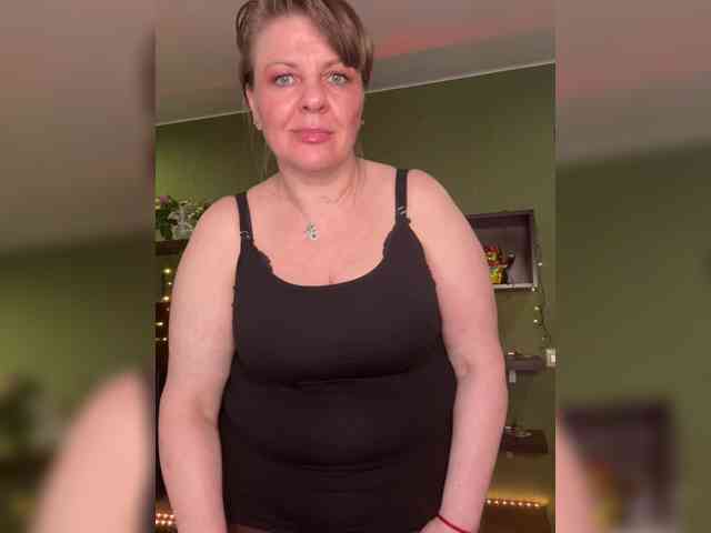 Veronika_Gold webcam