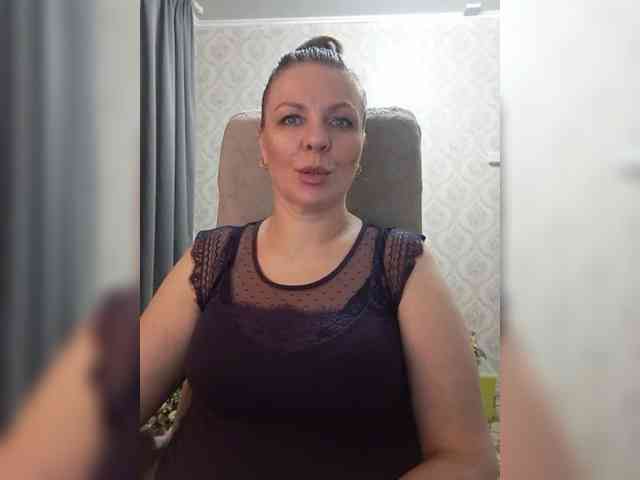 Veronika_Gold webcam