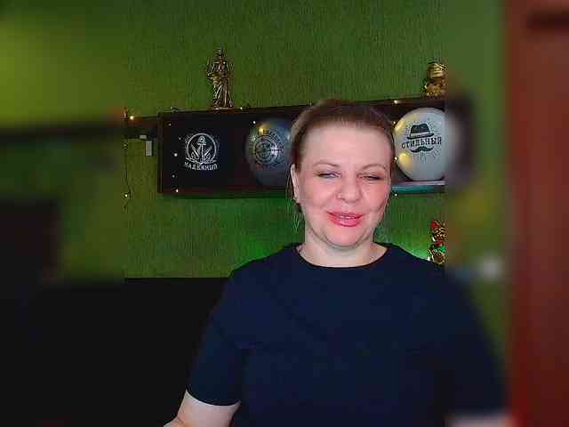 Veronika_Gold webcam