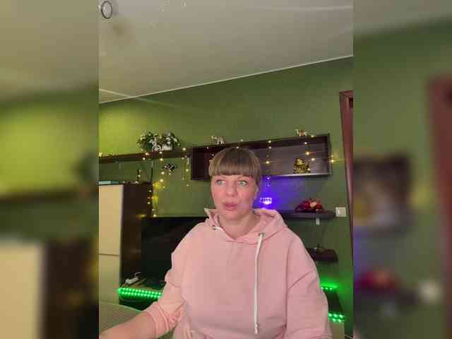 Veronika_Gold webcam