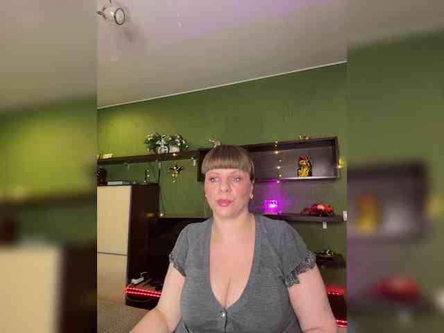 Veronika_Gold webcam